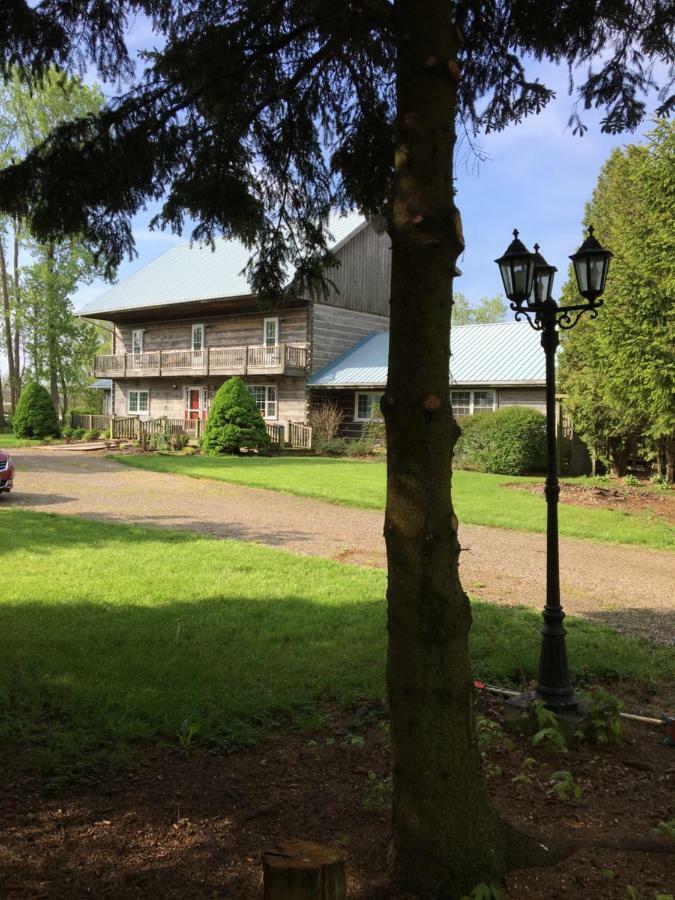 Bye The Bay Bed And Breakfast Ridgetown Eksteriør bilde